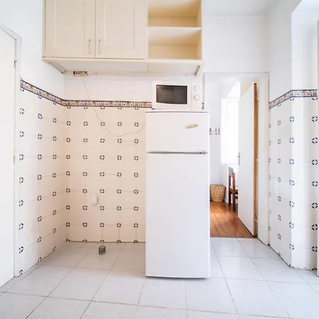 Spacious 2 Bedroom Apt With Large Living Room Lisbon Lägenhet Lisboa