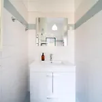 Spacious 2 Bedroom With Large Living Διαμέρισμα